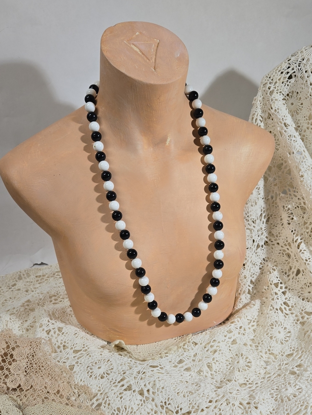 Vintage Black and White Beaded Necklace
